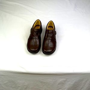 Clarks Women’s Slip On Shoe Size 7.5 Never Worn